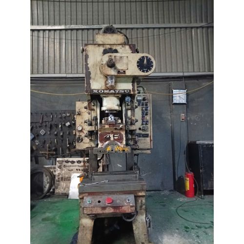 Gia công kim loại tấm 3